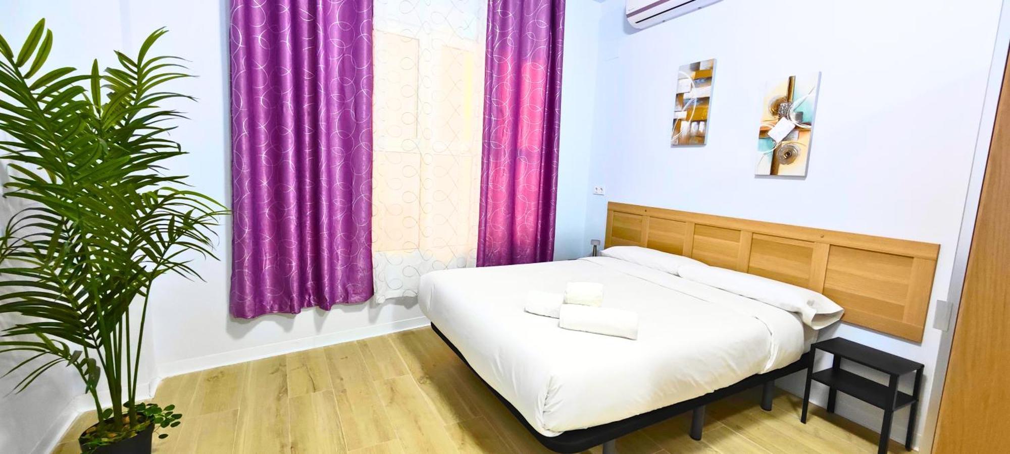 Ynfinity Aparthotel Valencia Bagian luar foto